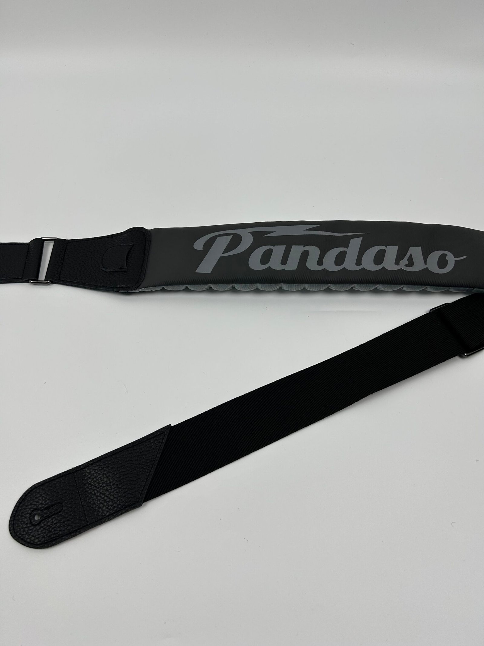 Amanda Guitar Strap - Grey