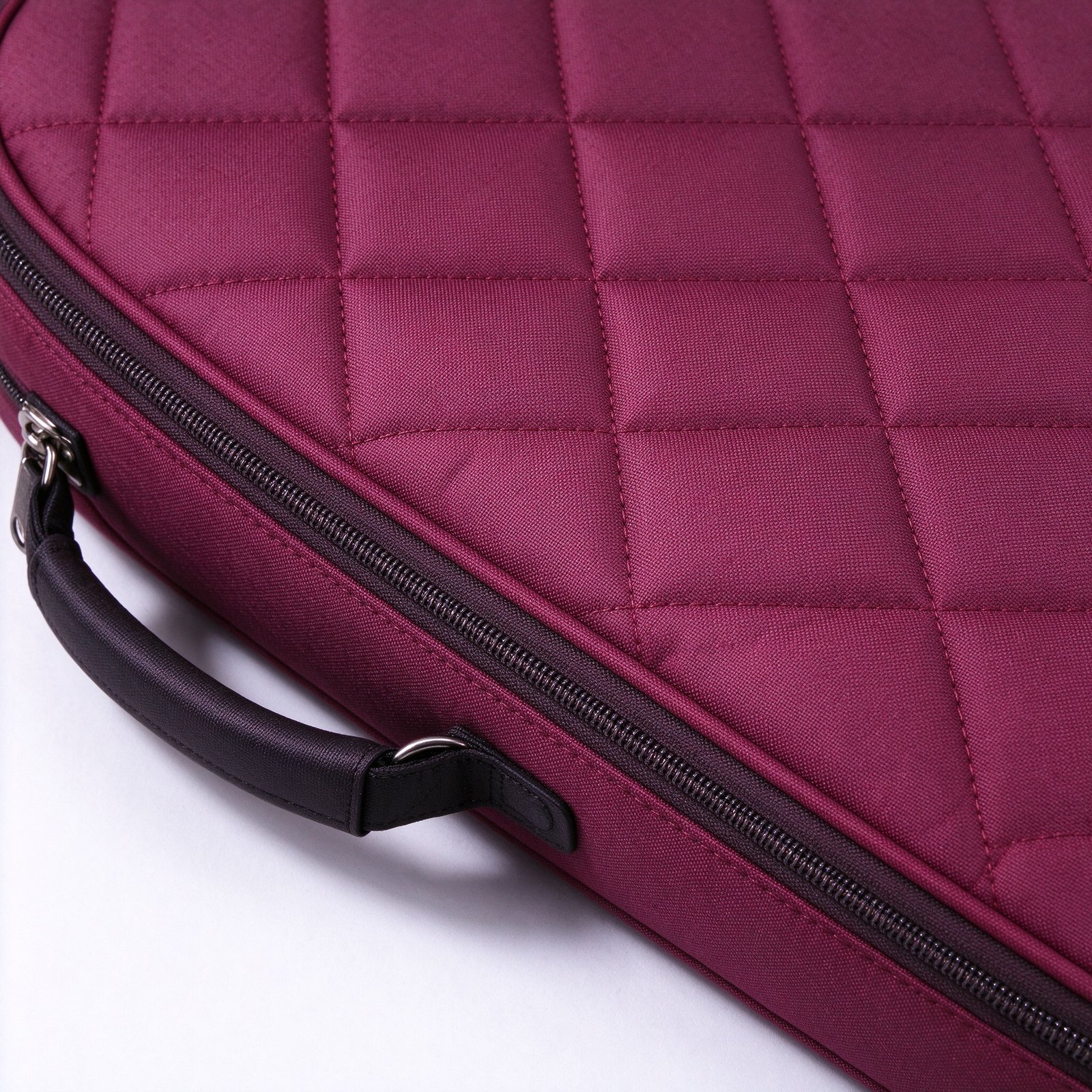 Atelier Wine Red Quilted Electric Guitar Gig Bag - Image 2